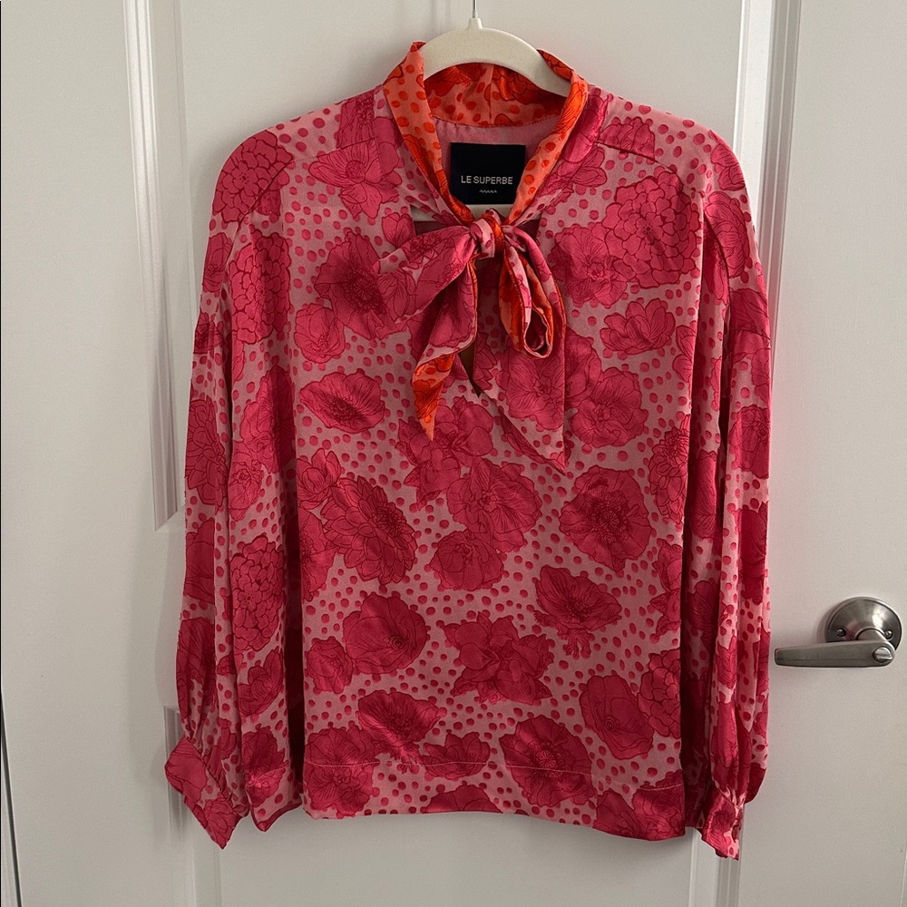 Le Superbe tie blouse
